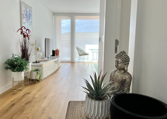 One - Luxurious By Hd