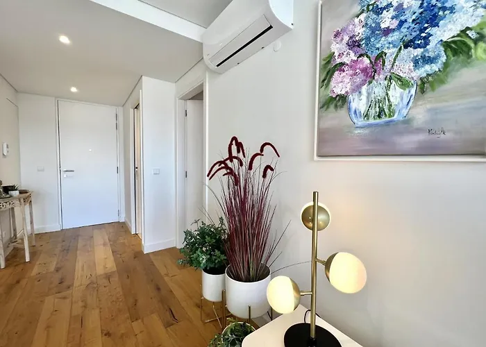 Апартаменты One - Luxurious By Hd