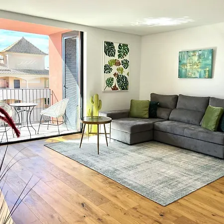 One - Luxurious By Hd *