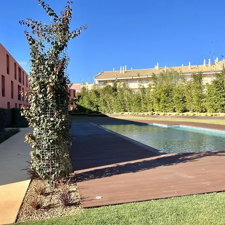 One - Luxurious By Hd